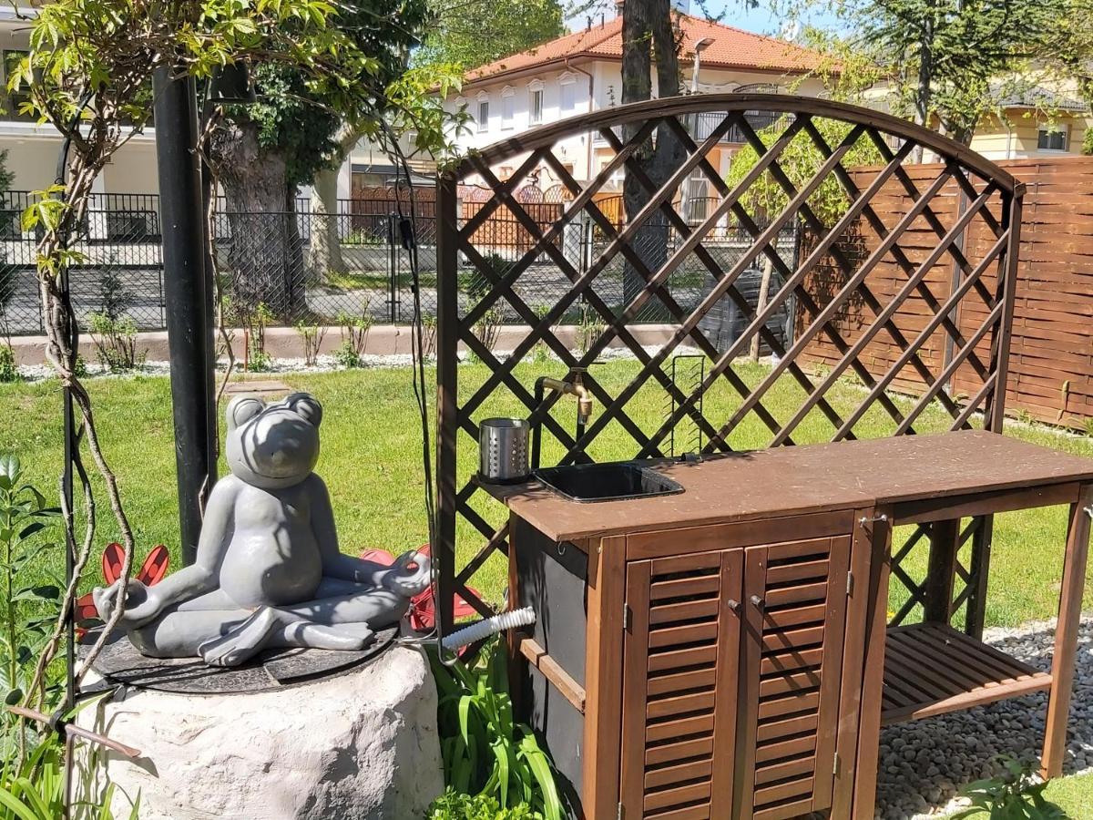 Garden Budha Relax Apartman, Parking, Bbq, Terrace Siofok Ngoại thất bức ảnh