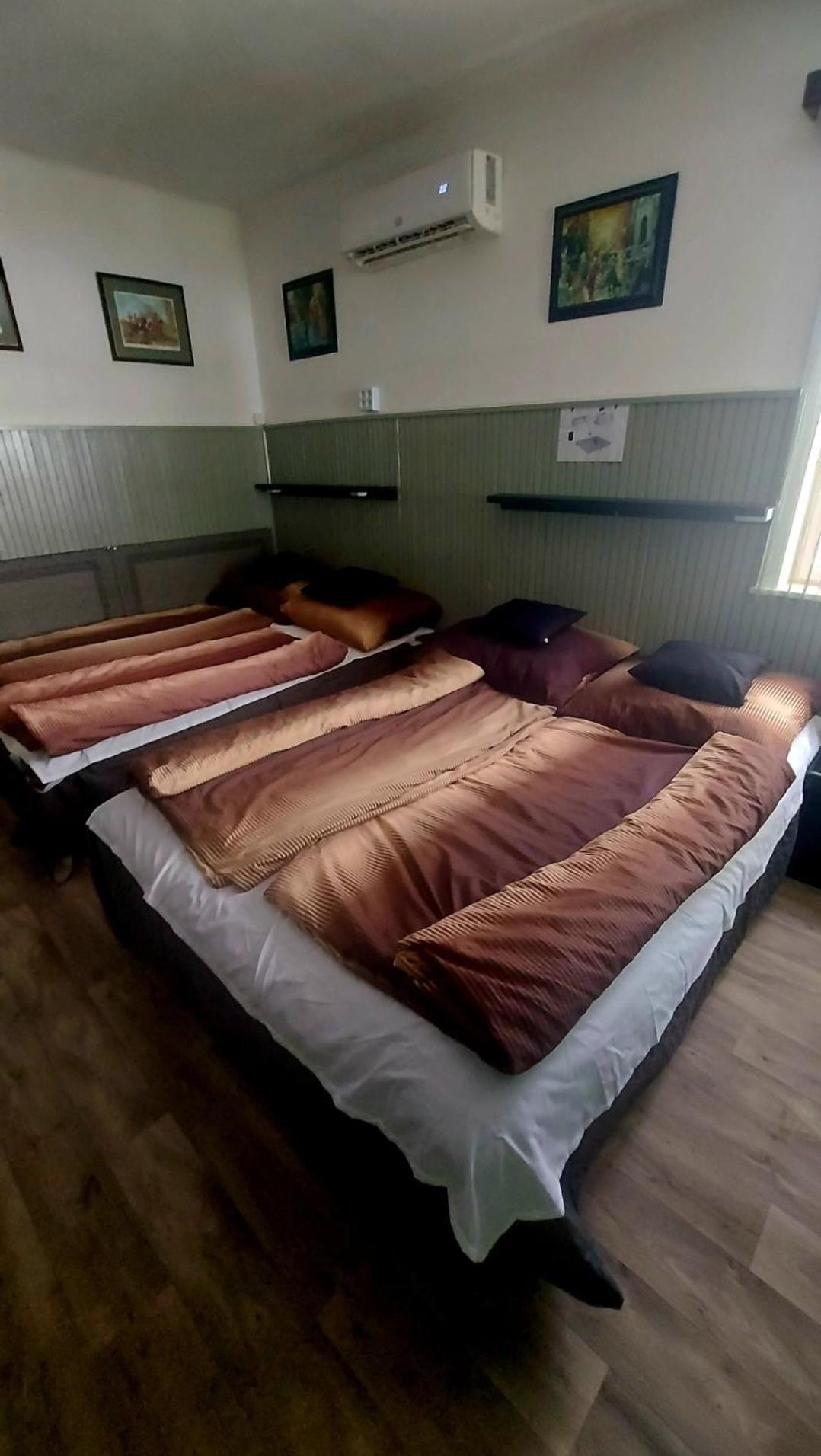 Garden Budha Relax Apartman, Parking, Bbq, Terrace Siofok Ngoại thất bức ảnh